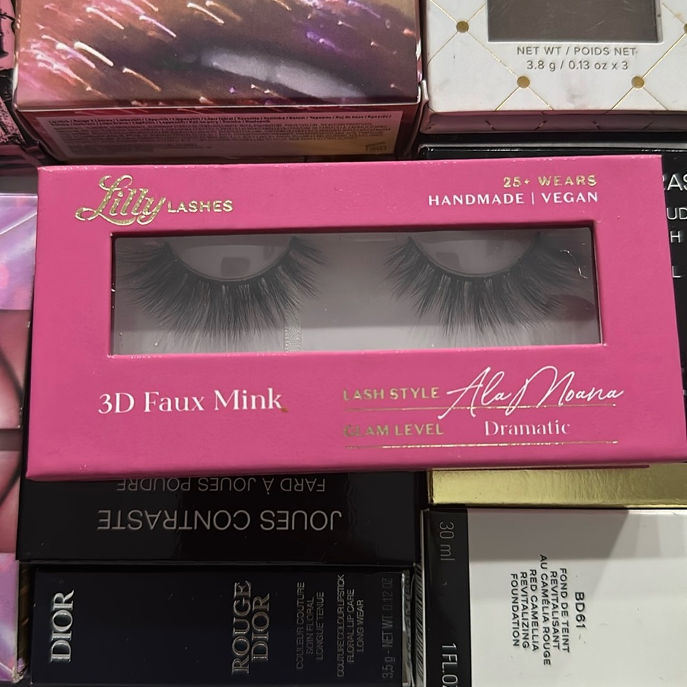 Lily lashes